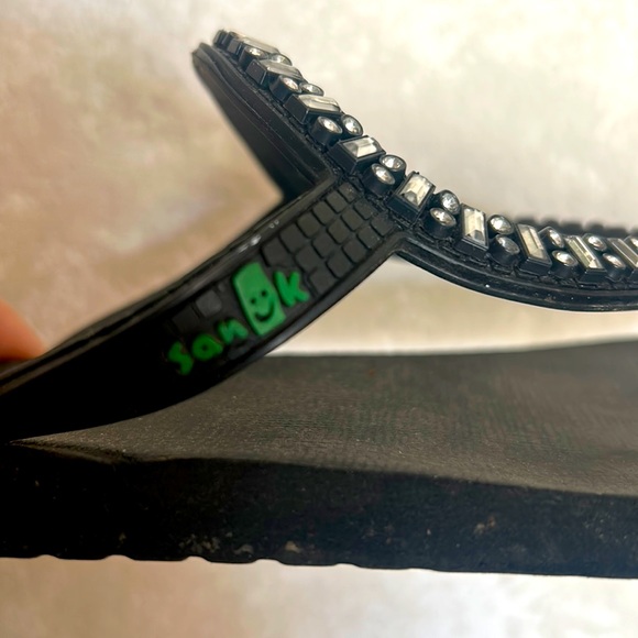 🏖SANUK☀️Blingy Circle Black Yoga Mat Flip Flops Size 10 - Picture 5 of 6